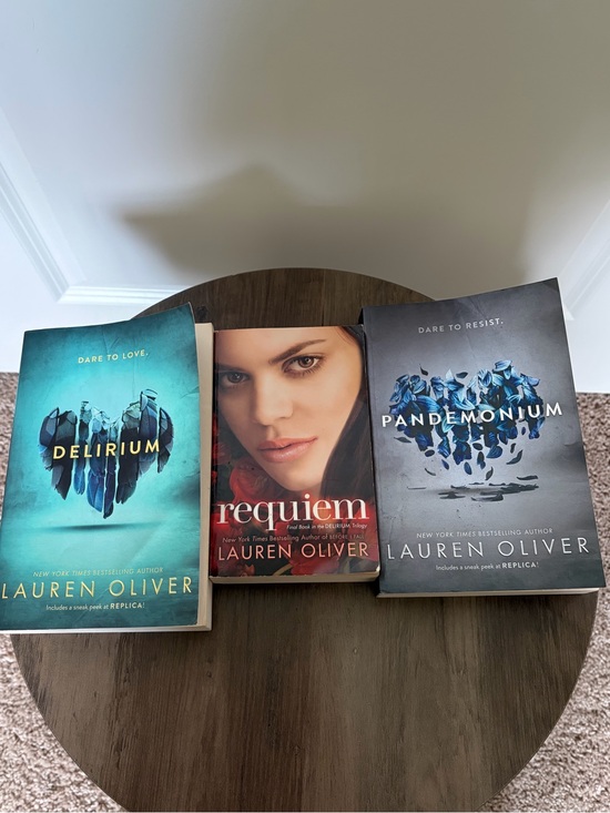 Other - Delirium trilogy by Lauren Oliver